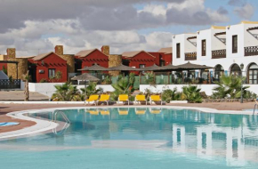 Гостиница Fuerteventura Beach Club  Фустес